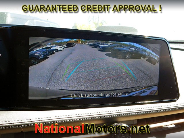 Nissan ARIYA Vehicle Full-screen Gallery Image 18