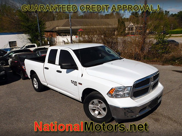 Ram 1500 Classic Vehicle Full-screen Gallery Image 02