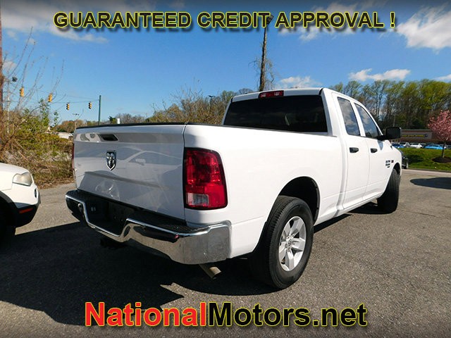 Ram 1500 Classic Vehicle Full-screen Gallery Image 05