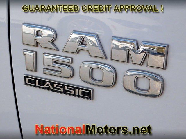 Ram 1500 Classic Vehicle Full-screen Gallery Image 09