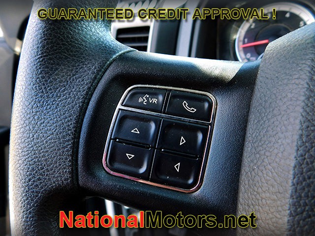 Ram 1500 Classic Vehicle Full-screen Gallery Image 21