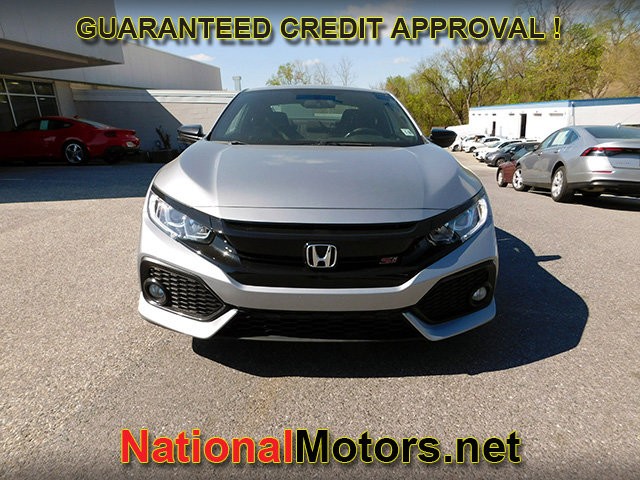 Honda Civic Si Coupe Vehicle Full-screen Gallery Image 03