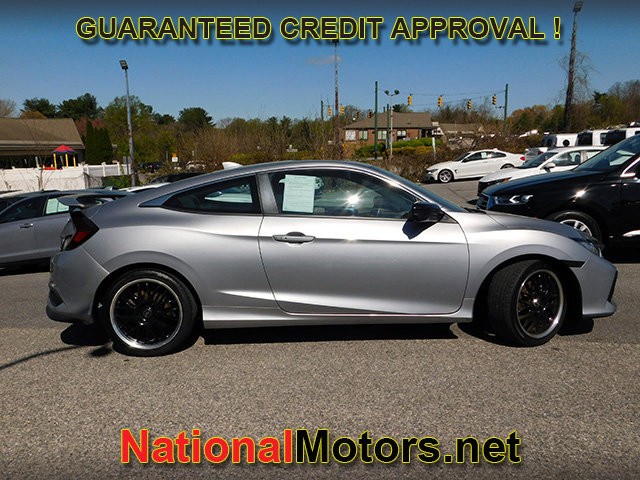 Honda Civic Si Coupe Vehicle Full-screen Gallery Image 04