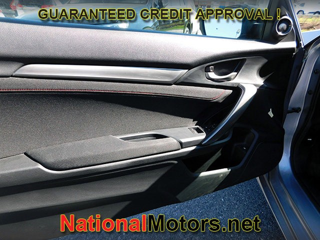 Honda Civic Si Coupe Vehicle Full-screen Gallery Image 09