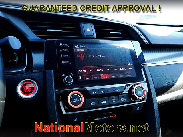 Honda Civic Si Coupe Vehicle Full-screen Gallery Image 14