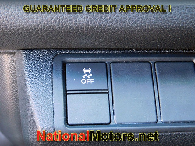 Honda Civic Si Coupe Vehicle Full-screen Gallery Image 22