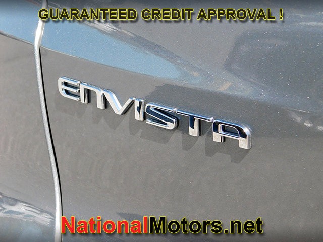 Buick Envista Vehicle Full-screen Gallery Image 06