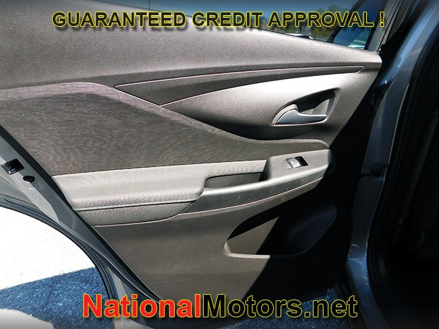 Buick Envista Vehicle Full-screen Gallery Image 10