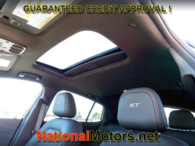 Buick Envista Vehicle Full-screen Gallery Image 16