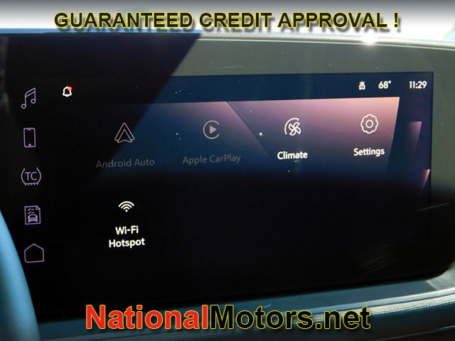 Buick Envista Vehicle Full-screen Gallery Image 17