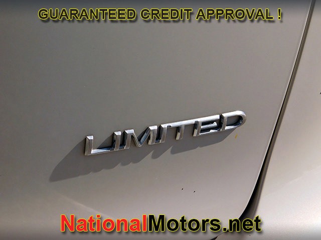 Chrysler Pacifica Vehicle Full-screen Gallery Image 06