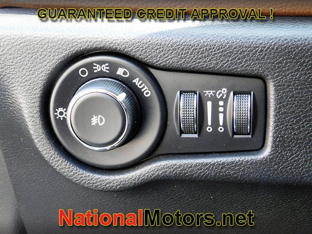 Chrysler Pacifica Vehicle Full-screen Gallery Image 30