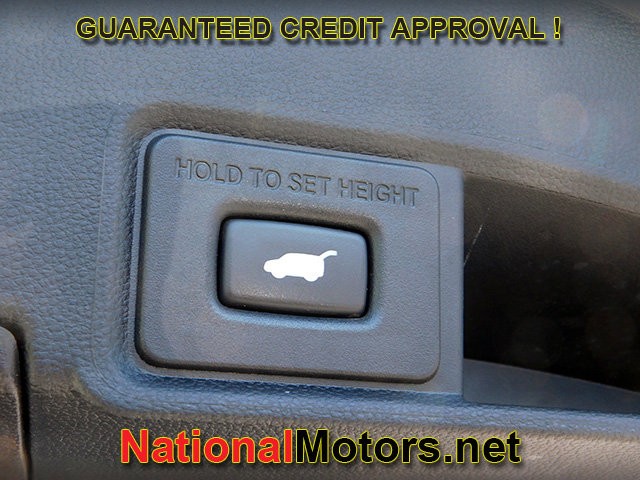 Acura RDX Vehicle Full-screen Gallery Image 08