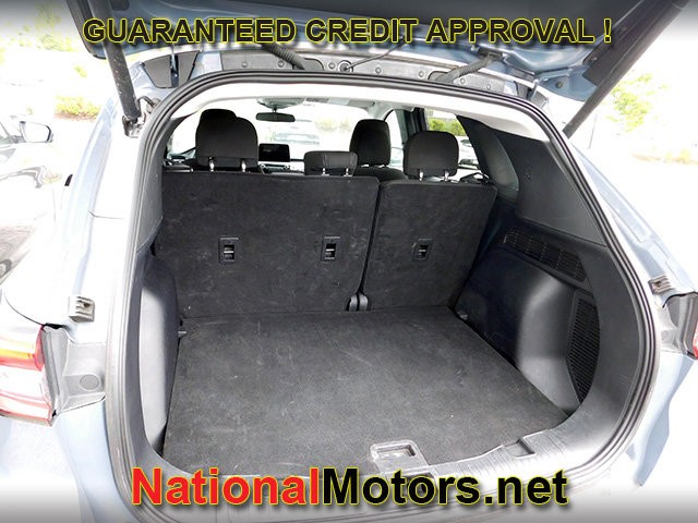 Ford Escape Vehicle Full-screen Gallery Image 06