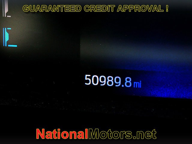 Ford Escape Vehicle Full-screen Gallery Image 19