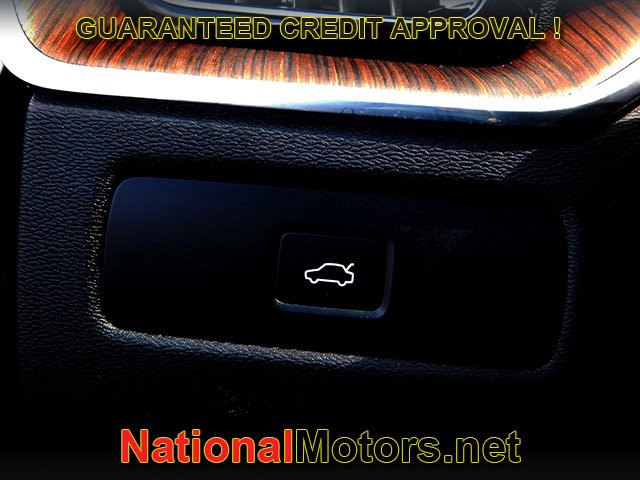Volvo XC60 Vehicle Full-screen Gallery Image 27