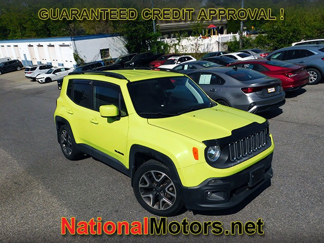 Jeep Renegade Vehicle Full-screen Gallery Image 02