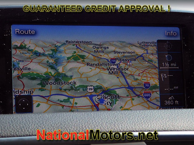 Audi Q3 Vehicle Full-screen Gallery Image 19