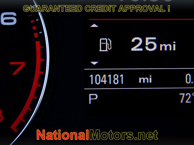 Audi Q3 Vehicle Full-screen Gallery Image 25