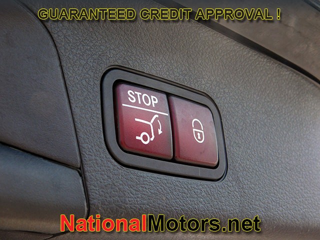 Mercedes-Benz GLS Vehicle Full-screen Gallery Image 10