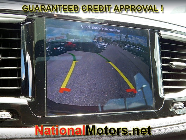 Chrysler Pacifica Vehicle Full-screen Gallery Image 19
