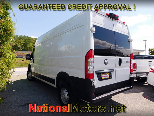 Ram ProMaster Cargo Van Vehicle Full-screen Gallery Image 05