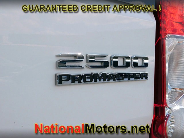 Ram ProMaster Cargo Van Vehicle Full-screen Gallery Image 06