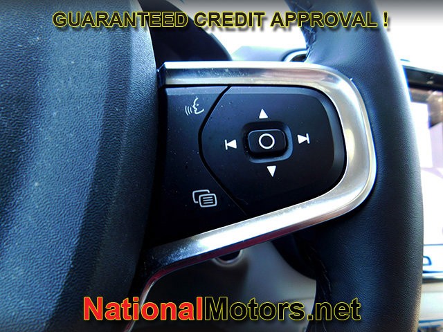 Volvo XC40 Vehicle Full-screen Gallery Image 22