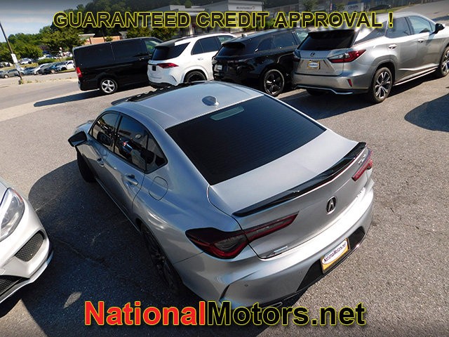 Acura TLX Vehicle Full-screen Gallery Image 05
