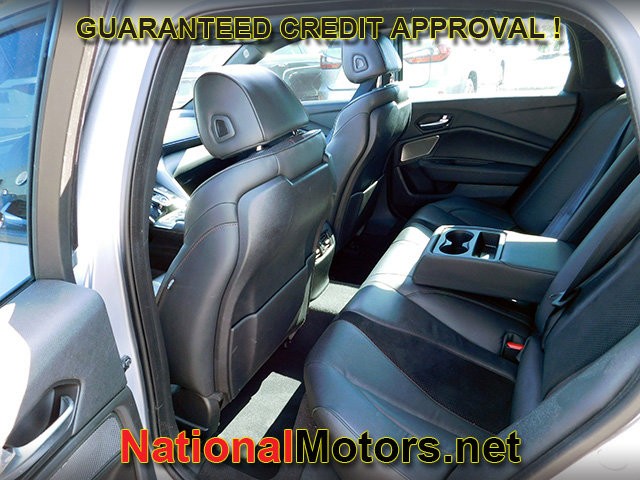 Acura TLX Vehicle Full-screen Gallery Image 10