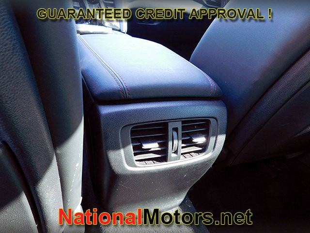 Acura TLX Vehicle Full-screen Gallery Image 11