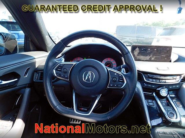 Acura TLX Vehicle Full-screen Gallery Image 12