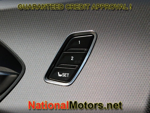 Acura TLX Vehicle Full-screen Gallery Image 24