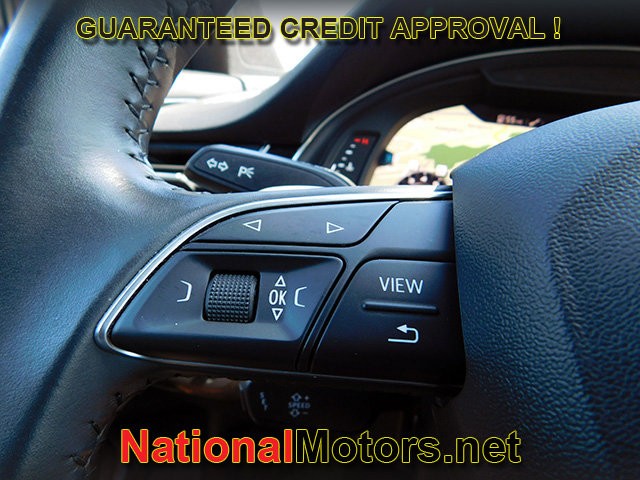 Audi Q7 Vehicle Full-screen Gallery Image 24