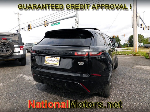 Land Rover Range Rover Velar Vehicle Full-screen Gallery Image 05