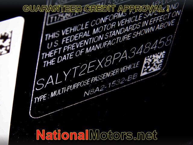 Land Rover Range Rover Velar Vehicle Full-screen Gallery Image 25