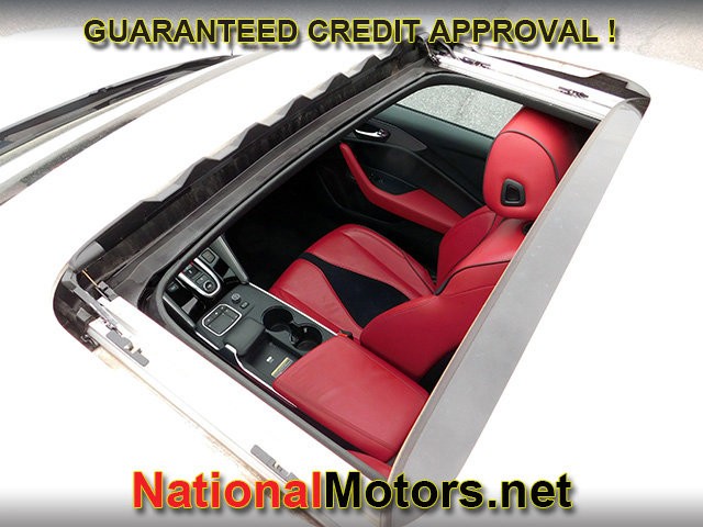 Acura TLX Vehicle Full-screen Gallery Image 09