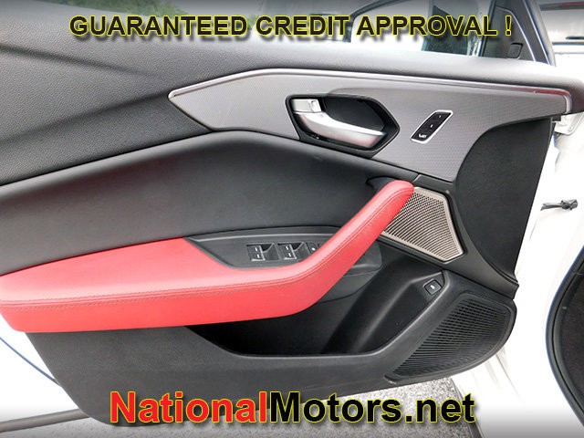 Acura TLX Vehicle Full-screen Gallery Image 14