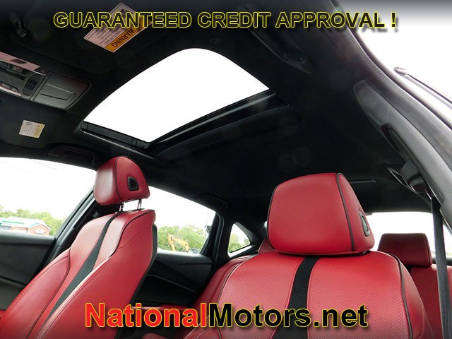 Acura TLX Vehicle Full-screen Gallery Image 17