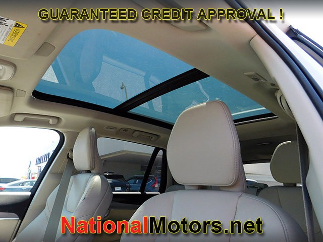 Volvo XC90 Vehicle Full-screen Gallery Image 20