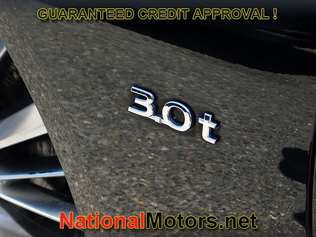 INFINITI Q50 Vehicle Full-screen Gallery Image 11