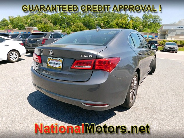 Acura TLX Vehicle Full-screen Gallery Image 05