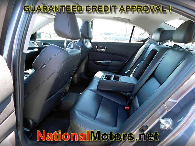 Acura TLX Vehicle Full-screen Gallery Image 09