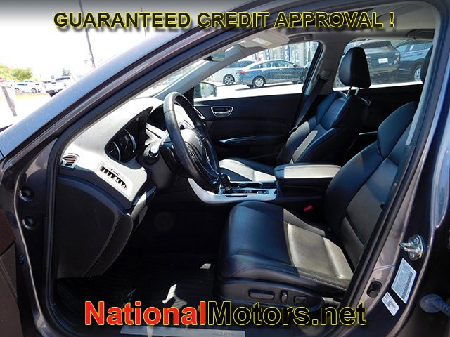 Acura TLX Vehicle Full-screen Gallery Image 12
