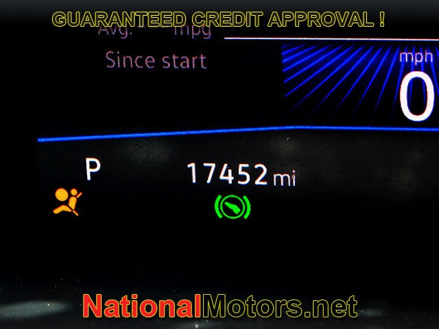 Volkswagen Jetta Vehicle Full-screen Gallery Image 18