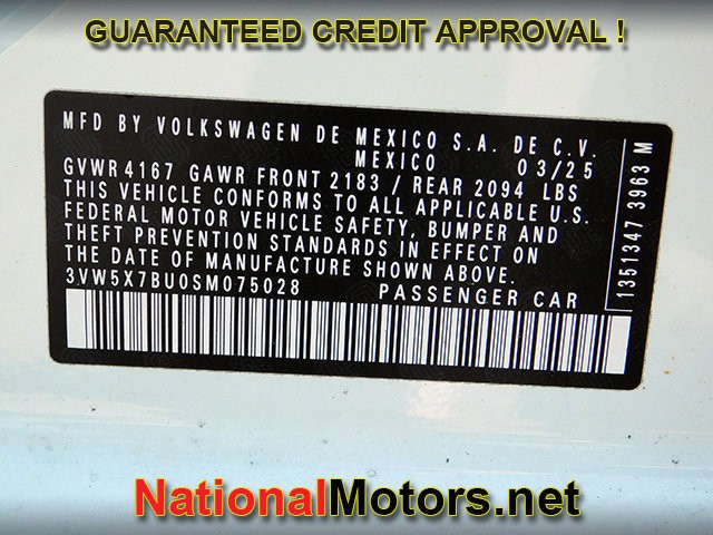 Volkswagen Jetta Vehicle Full-screen Gallery Image 20