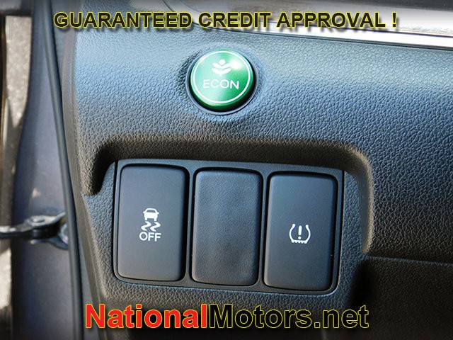 Honda CR-V Vehicle Full-screen Gallery Image 25