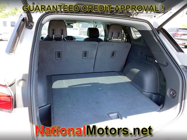 Chevrolet Blazer Vehicle Full-screen Gallery Image 04