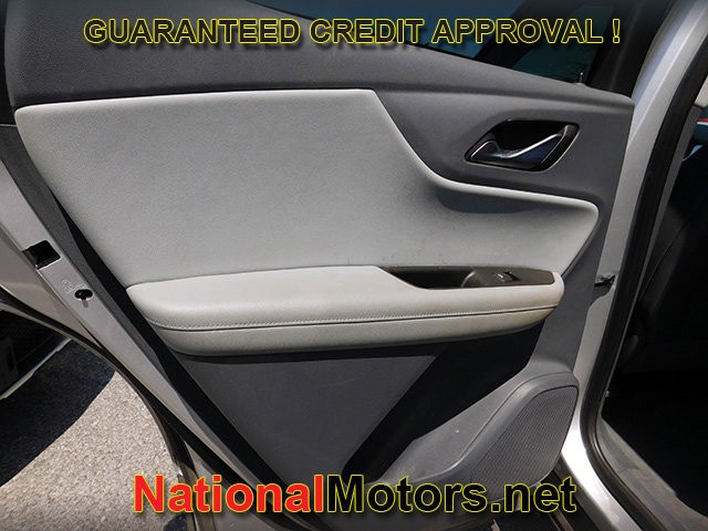Chevrolet Blazer Vehicle Full-screen Gallery Image 07