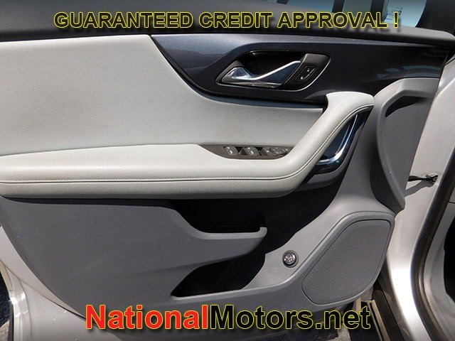 Chevrolet Blazer Vehicle Full-screen Gallery Image 11